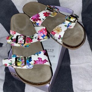 MADDEN GIRL buckle sandals cork sole white & floral sz 10 womens